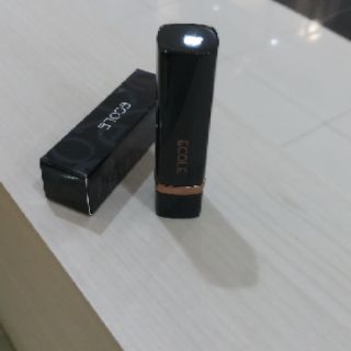 Son Ecole Shine Black Lipstick
