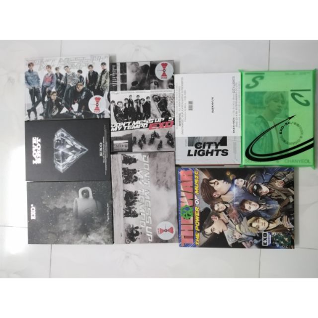 Album EXO có poster và card