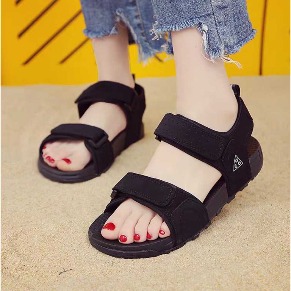 Sandal Quai Hậu Nam Nữ Hot Trend 2021