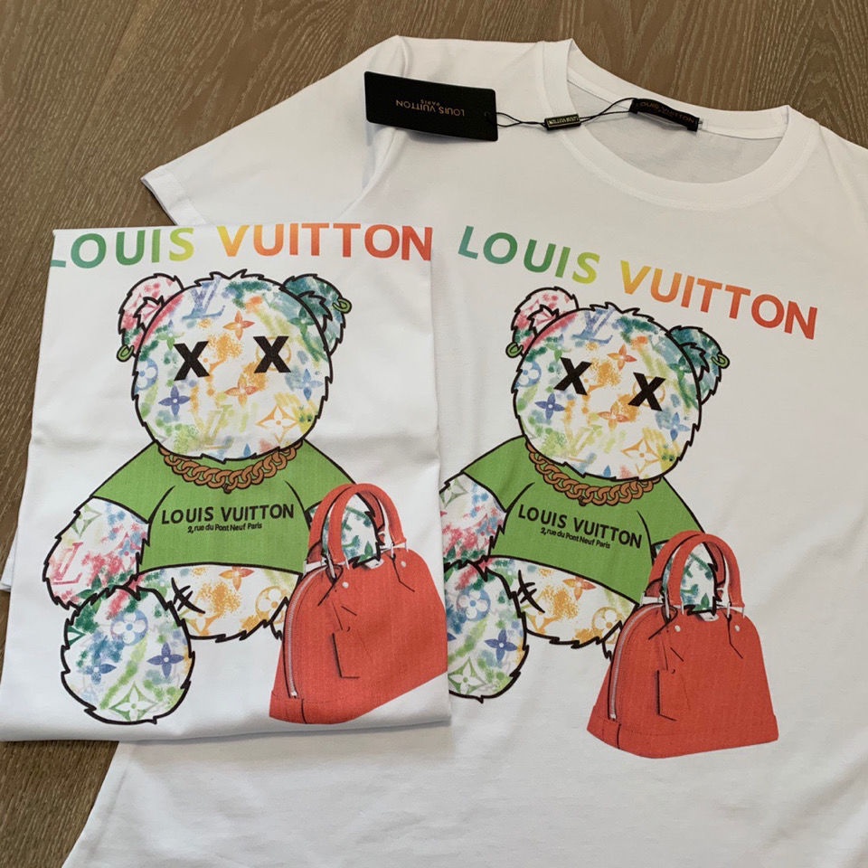 Áo Thun Tay Ngắn Cổ Tròn In Họa Tiết Gấu Và Nhãn Hiệu Lv Louis Vuitton Thời Trang Mùa Hè Cho Nam Và Nữ