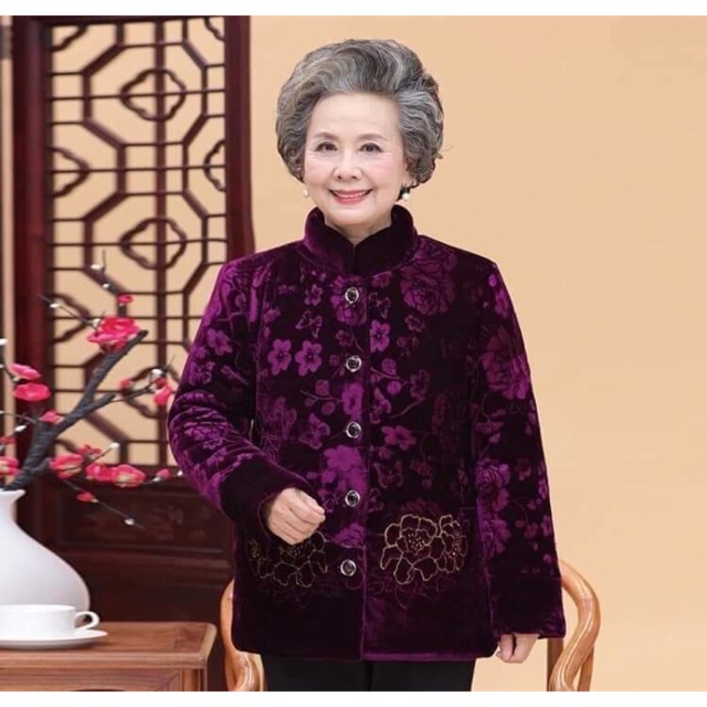 Áo khoác cho bà và mẹ