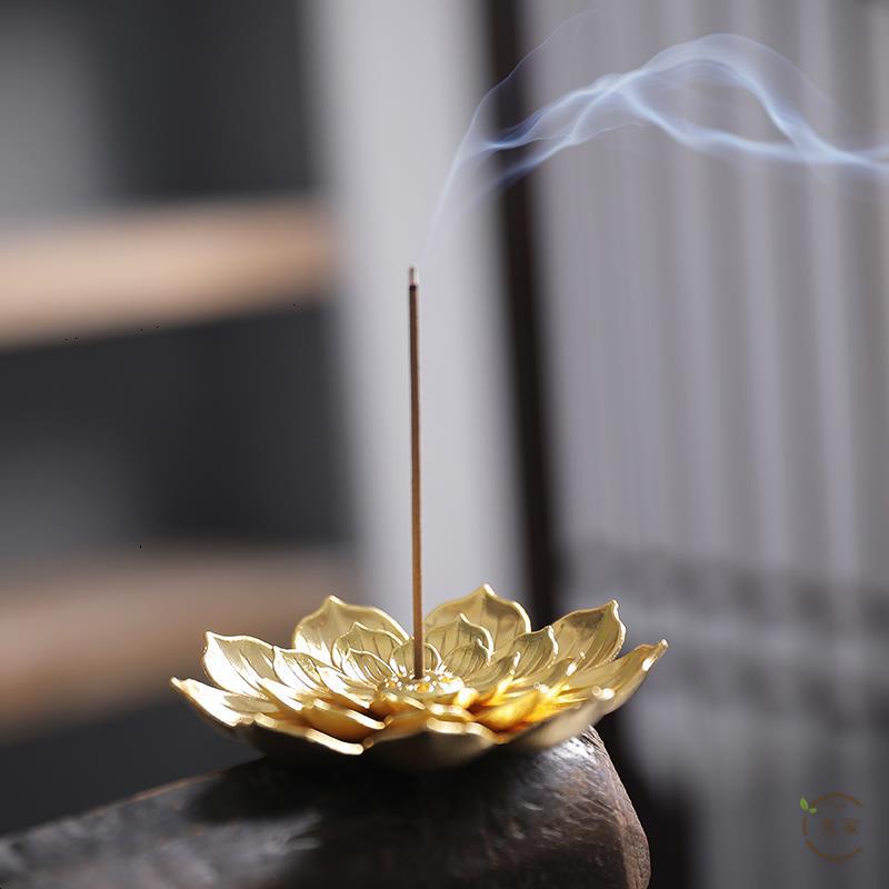 Đế đốt trầm hương hình hoa sen cổ điển có thể dùng để trang trí