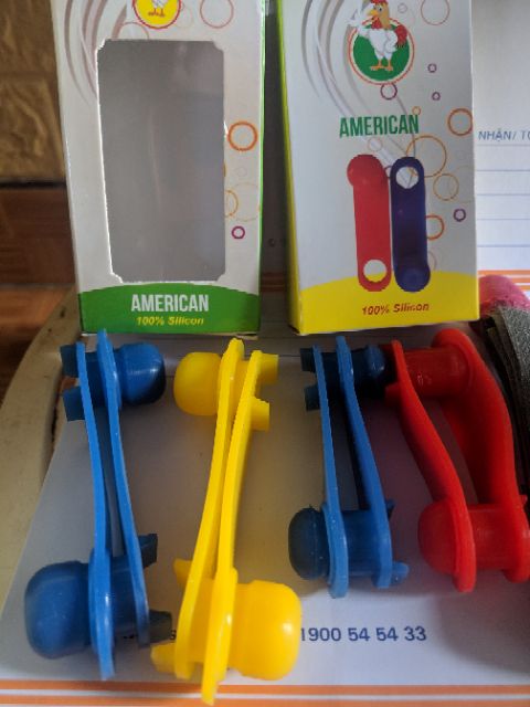 Bịt xổ cựa silicon gà tre ( 1 bộ 2 con gà )