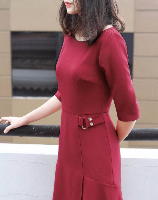 Đầm Ck dáng xòe xẻ tà