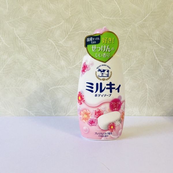 Sữa tắm Milky hương hoa hồng (550ml) chiết xuất từ sữa bò Milky COW Nhật bản An toàn, mềm mịn cho làn da nhạy cảm