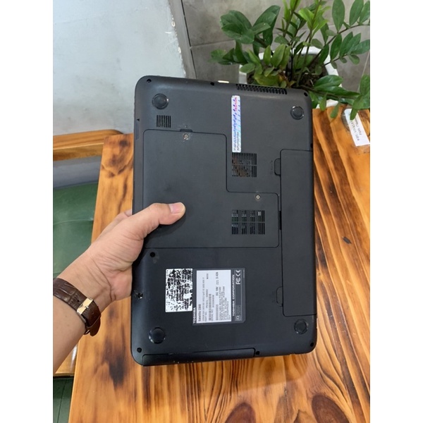 Laptop core i3 thế hệ 2, ram 4gb, ssd 60gb + hdd 320gb màn 14.0 inch nhỏ gọn