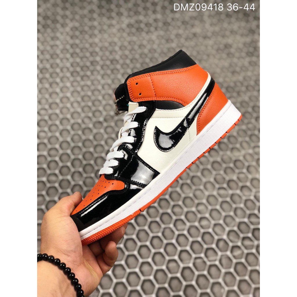 Jordan 1 generation Air Jordan 1 Low AJ1 Joe 1 Jordan 1 generation high top classic retro cultural leisure sports basketball shoes Sports Running Shoes