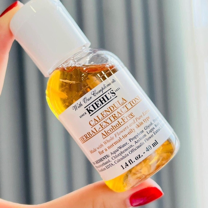 Nước hoa hồng hoa cúc Kiehl's Calendula Herbal Extract Toner 40ml