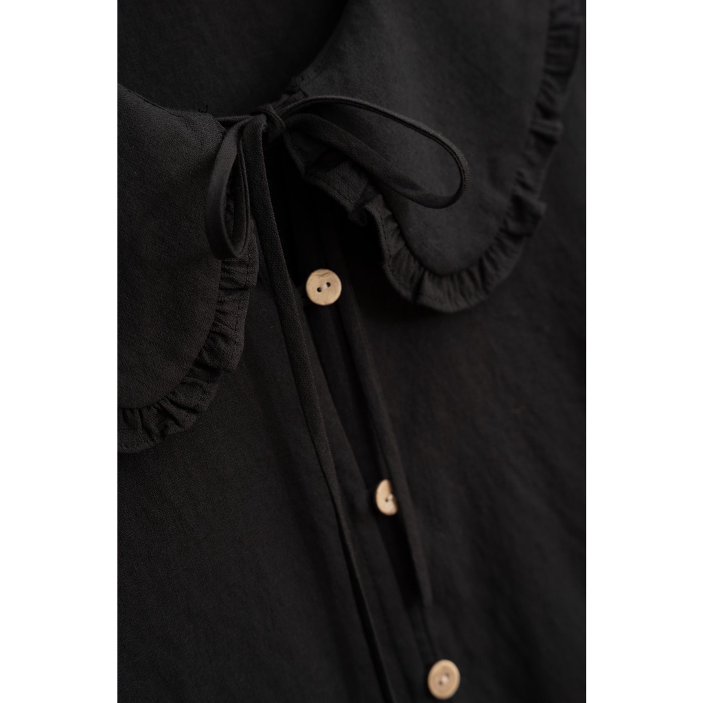 Áo sơ mi đen dài tay nữ MADELEN dáng cổ sen nơ buộc | BigBuy360 - bigbuy360.vn