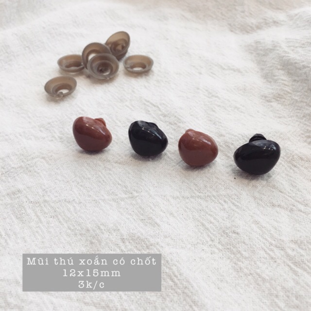 Mũi thú nhựa xoắn dùng cho thú bông nhiều kích thước, 2 màu nâu đen