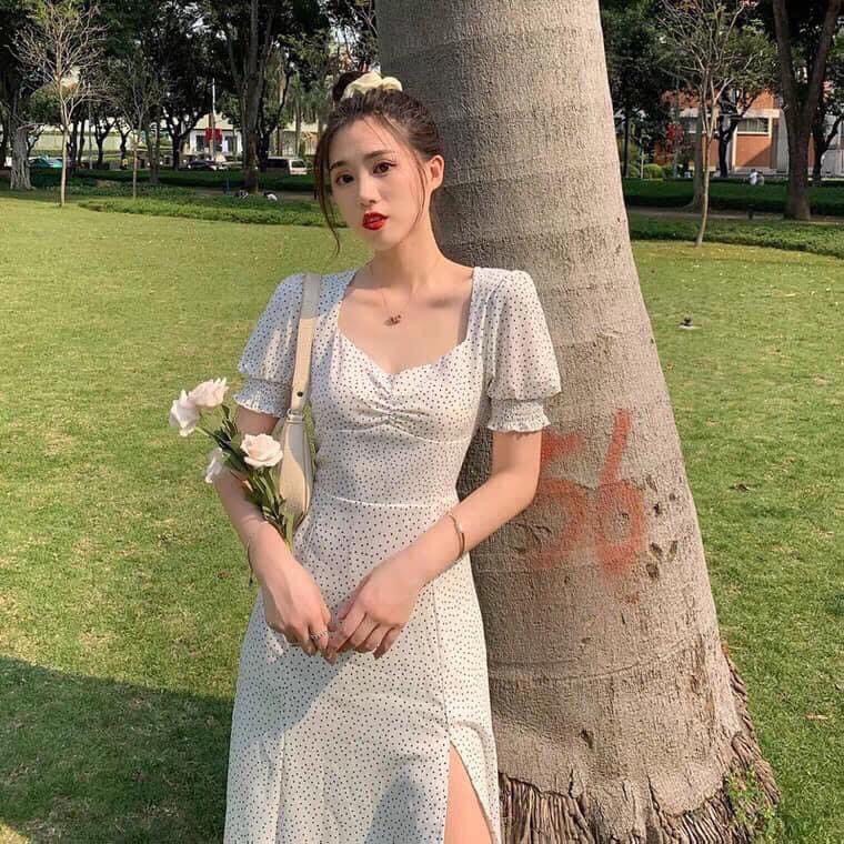 Đầm bi nhí trắng dài xẻ tà - Dáng suông - Sky Of Love Official | BigBuy360 - bigbuy360.vn