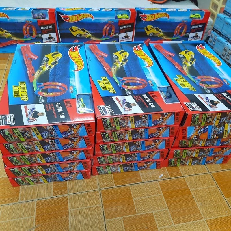 Đường đua HotWheels Super Speed Blastway