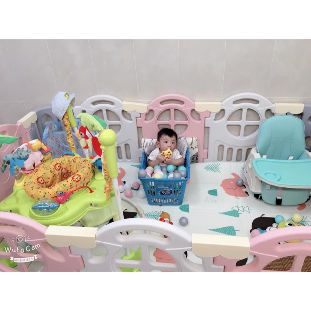 (Thanh lý) cũi Mình cần thanh lý quây nhựa, ghế jumboroo cho bé