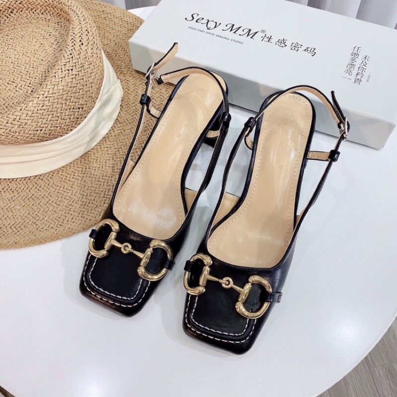 Sandal gucci bít mũi Qccc  Màu : den - trắng  #490k  Full size : 35- 38 full box