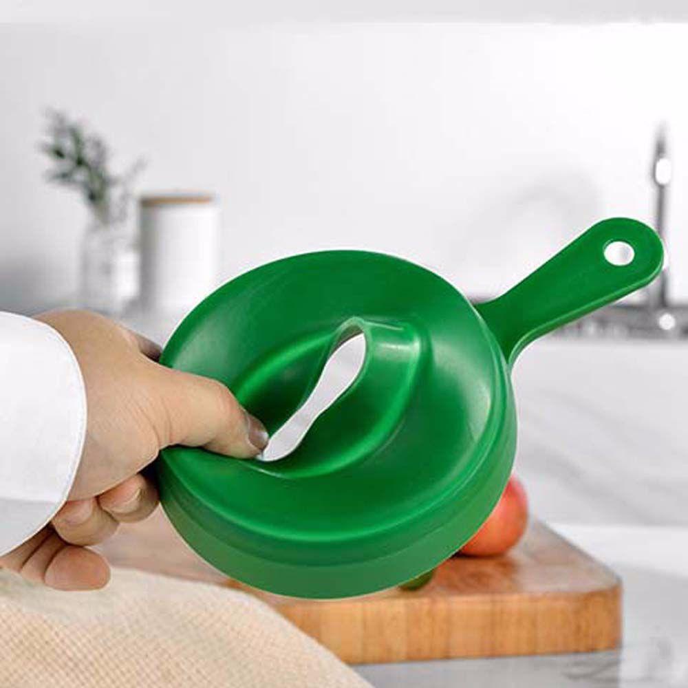 Phễu Nhựa Có Tay Cầm Chống Rò Rỉ Tiện Dụng