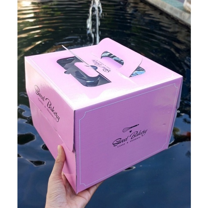 Hộp bánh kem vuông cao cấp size 20,23,25,28,30,32,35