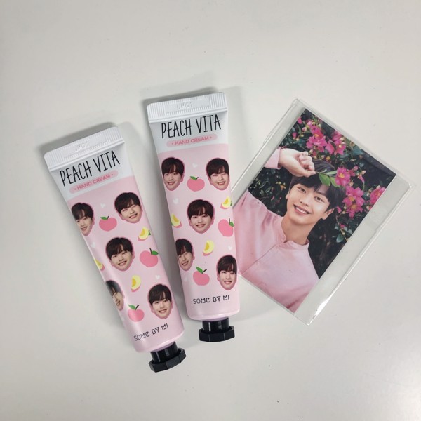 Kem Dưỡng Da Tay Chiết Xuất Đào Some By Mi Peach Vita Hand Cream 30g | BigBuy360 - bigbuy360.vn