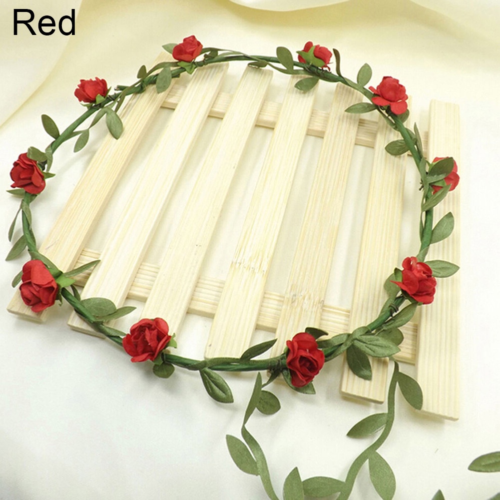 Vòng hoa đội đầu xinh xắn dùng để trang trí