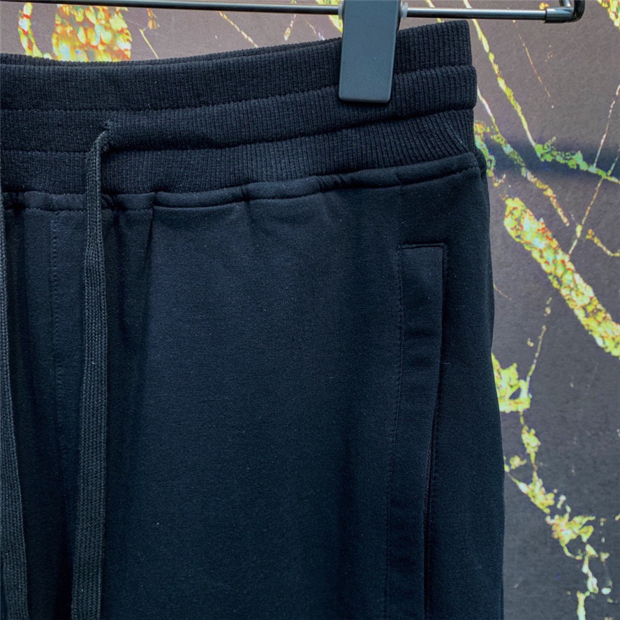 Quần Short Cotton In Chữ Mới Cho Nam L0Uis Vu1tt 2022