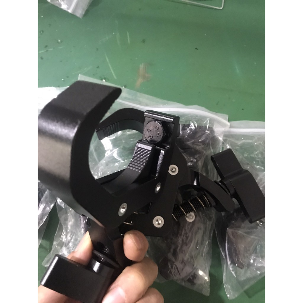 Móc treo đèn beam