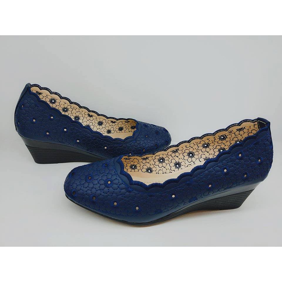 Giày bệt nữ chất liệu thoáng mát êm chân | BigBuy360 - bigbuy360.vn