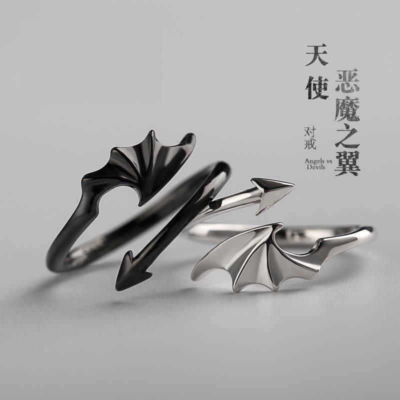 Nhẫn đeo tay hình thiên thần độc đáo