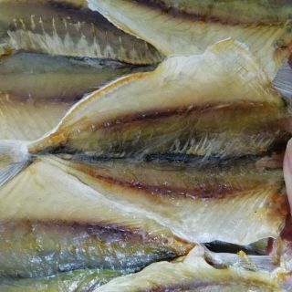 Cá chỉ vàng khô loại Ngon