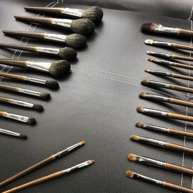 Bộ Cọ Trang Điểm 24 Cây Lông Thú ( kèm bao cọ )