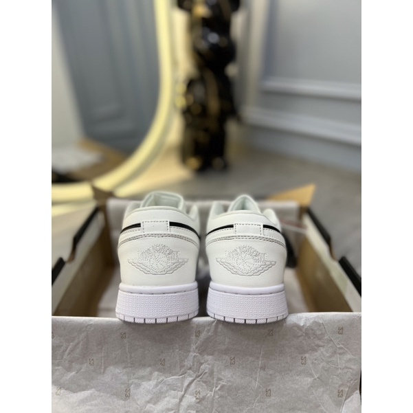 Jd trắng đen thấp r.ep 1,1 trung full box