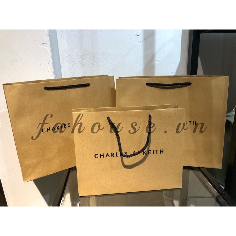 Túi giấy store các hãng đựng quà thêm xinh