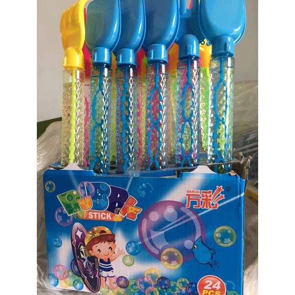 que thổi bong bóng dài