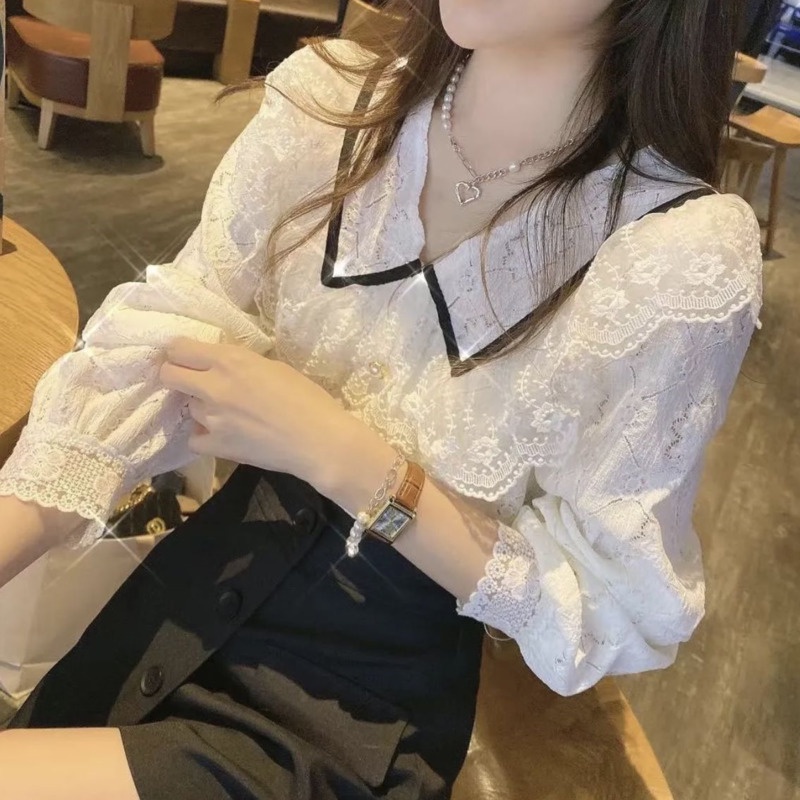Áo sơ mi cổ búp bê phối ren xinh xắn thời trang