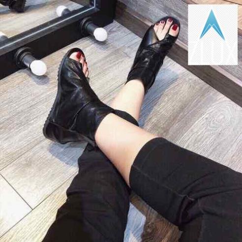 ️🤹️🎊 Giày bốt nữ cổ cao hở mũi chất da mềm boot nữ xỏ ngón đế vuông gót cao 3 phân có khóa kéo sau hot 2021 ️🤹️🎊