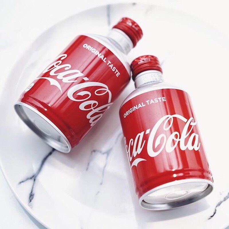 Coca Cola nắp vặn Nhật 300ml  Date xa