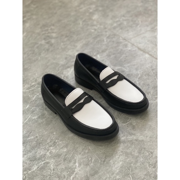 Penny Loafer Black White giá rẻ, giày lười nam Local Shoes kiểu dáng Modern