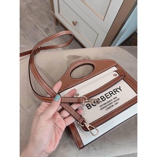 Túi xách burberry quai nâu