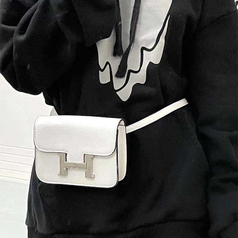 Túi Dây Xích. Túi Đeo Chéo. Túi Đeo Chéo Vuông Nhỏ Dây Xích Khóa H Hình Chữ H Thời Trang Mới Năm 2021 Cho Nữ