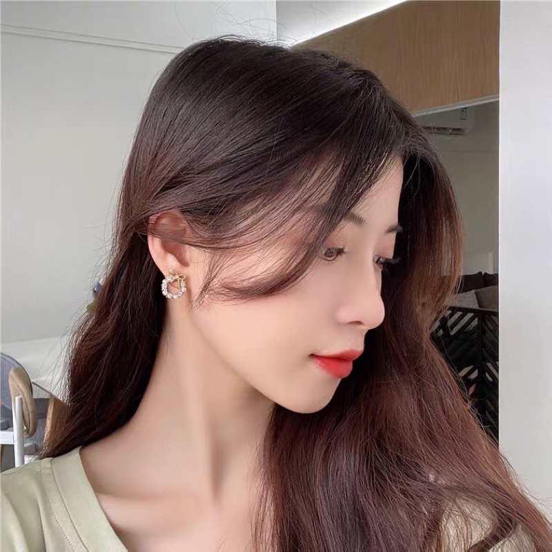 Bông tai Khuyên tai hình nguyệt quế đính đá