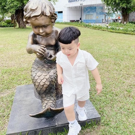 Bộ công tử bé trai, Set Áo sơ mi ngắn tay cổ vest túi ngực và quần short cạp chun chất đũi cho bé từ 7-18 kg, SUN KID'S