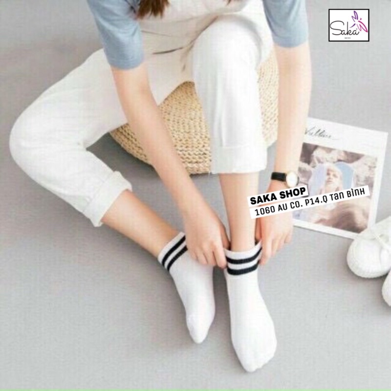 Vớ nữ thể thao trắng đen sọc