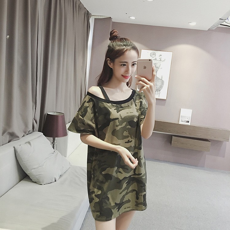 Váy suông trễ vai xì tin