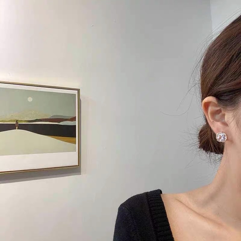 Hoa tai nhỏ đính đá xinh - Maben