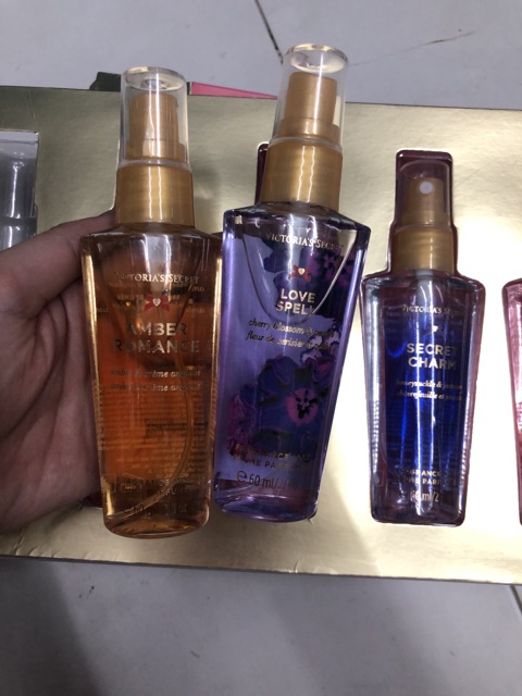 Xịt thơm toàn thân Victoria's Secret Auth Uk 60ml