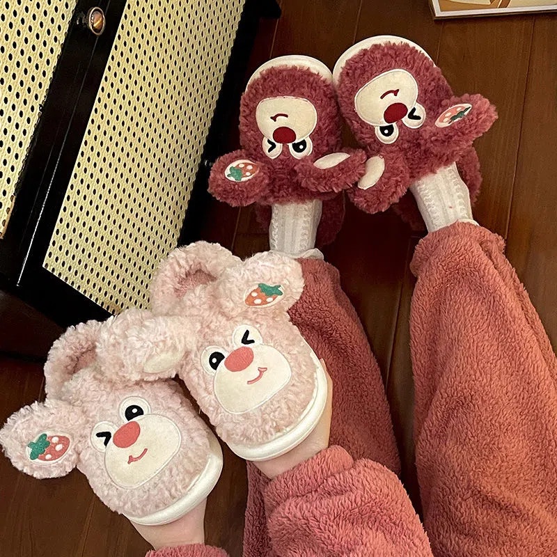 Dép cotton RENBEN đi trong nhà đế mềm chống trượt phối lông nhung họa tiết gấu dâu tây dễ thương cho nữ