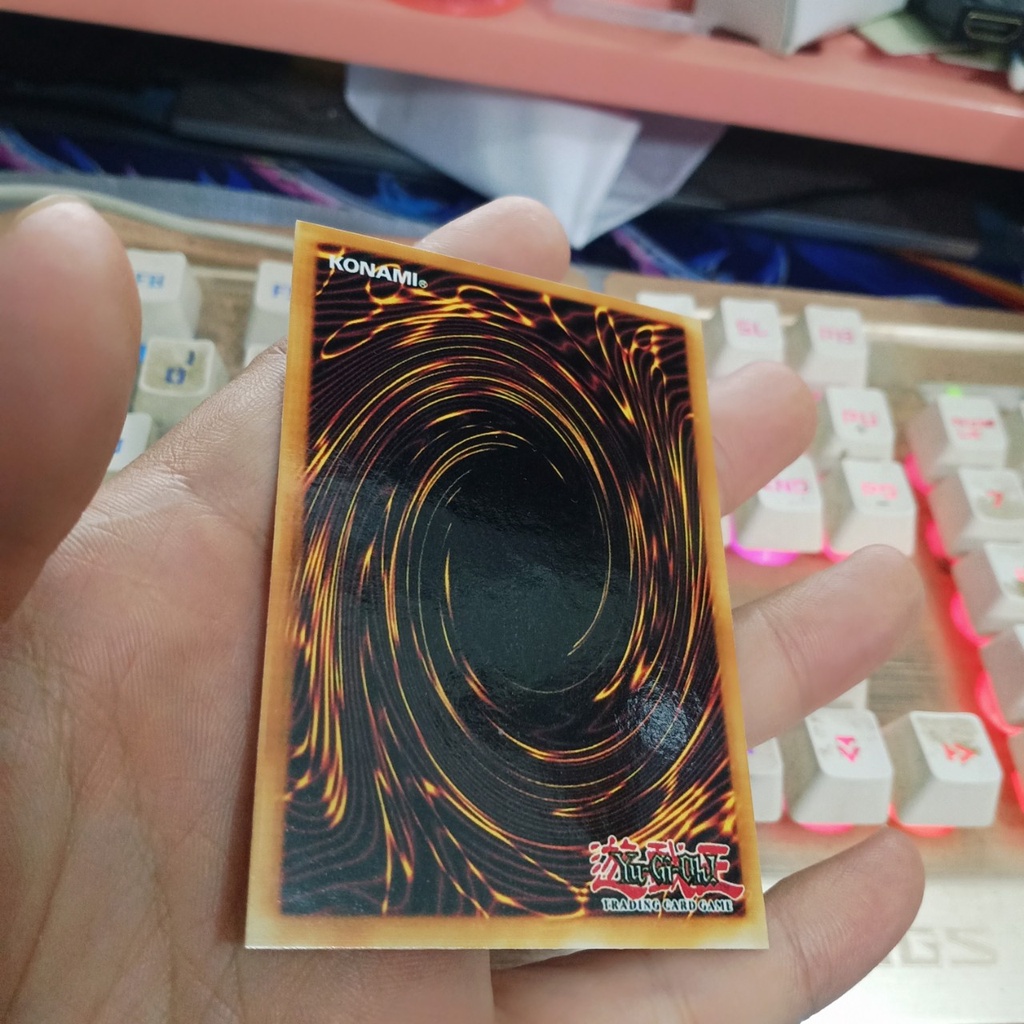 Tam đại vị thần Bài cổ đại Yugioh Lá Obelisk The Tormentor Slifer The Sky Dragon The Winged Dragon Of Ra TẶNG Top Loader