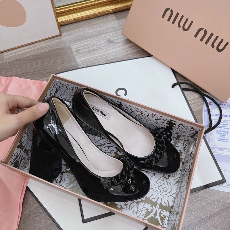 Sandal Miumiu