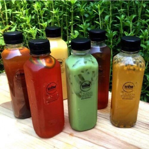 200 chai nhựa vuông nắp đen 330ml | BigBuy360 - bigbuy360.vn