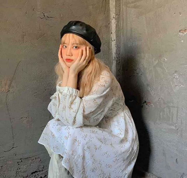 Đầm hoa cột nơ ngực