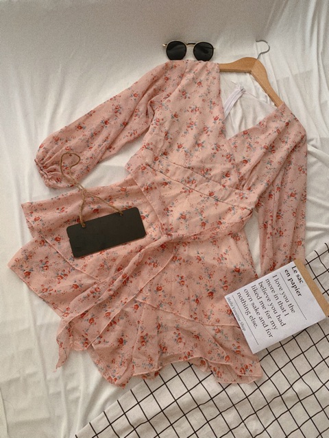 Đầm jum hoa tay dài thắt eo 2 lớp