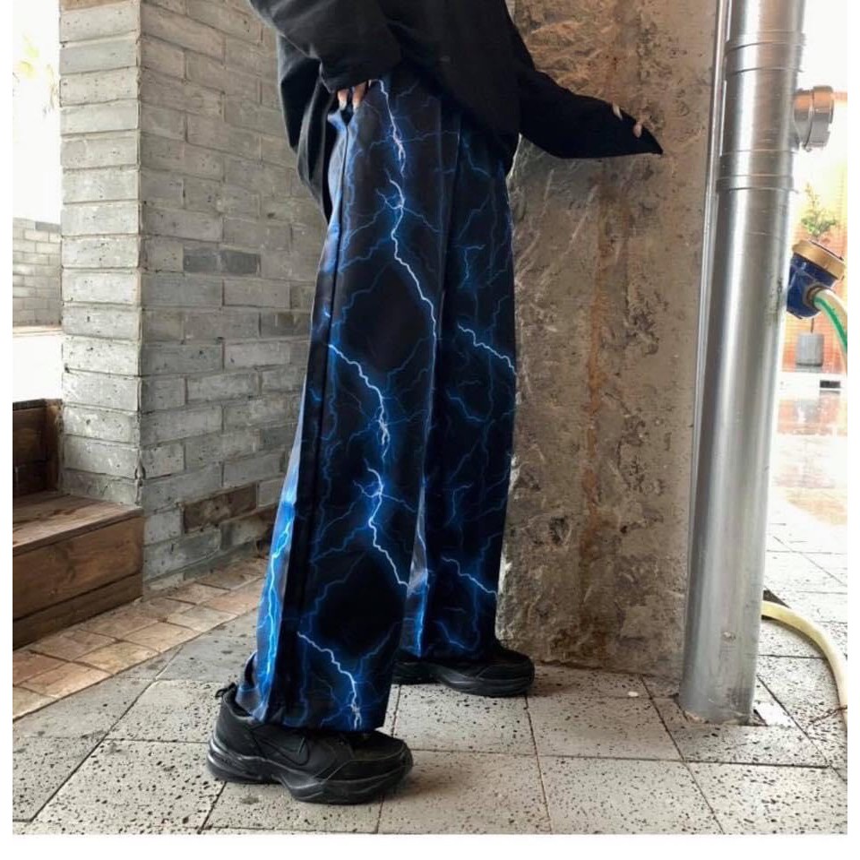 quần tia chớp (flash pant)